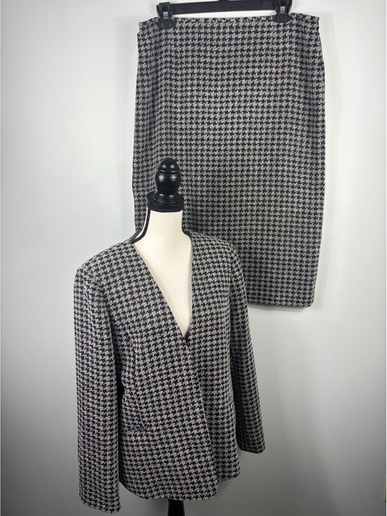 Preston & York Jackets & Blazers - Preston & York Houndstooth 2-Piece Skirt Suit Sz 16 Open Front Blazer